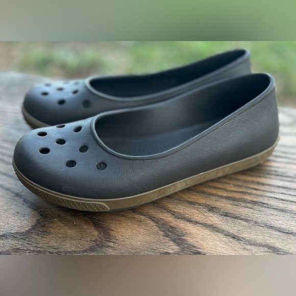 CROCS Shoes - Crocs Crocband Airy Flats Womens Size 7 Brown Tan Slip On Comfort